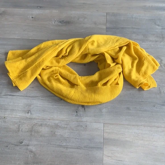 Mustard Yellow Ribbed Scarf - Picture 3 of 7